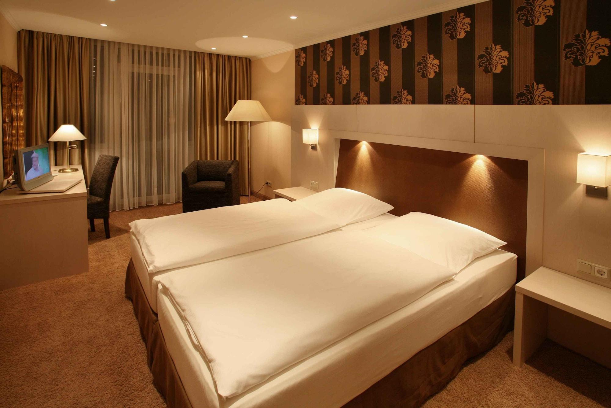 Hotel & Spa Waldecker Hof فيلنغن المظهر الخارجي الصورة