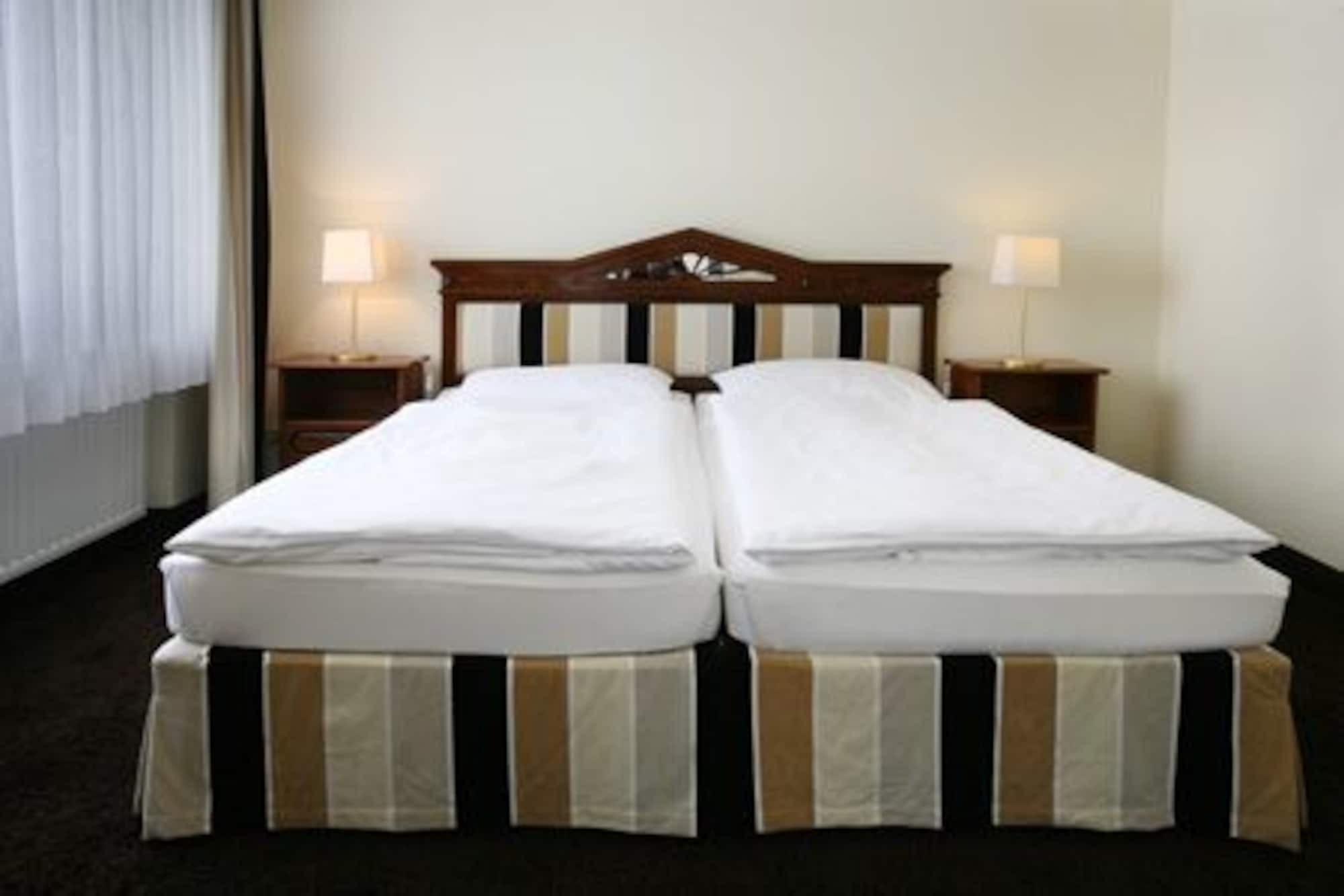 Hotel & Spa Waldecker Hof فيلنغن المظهر الخارجي الصورة
